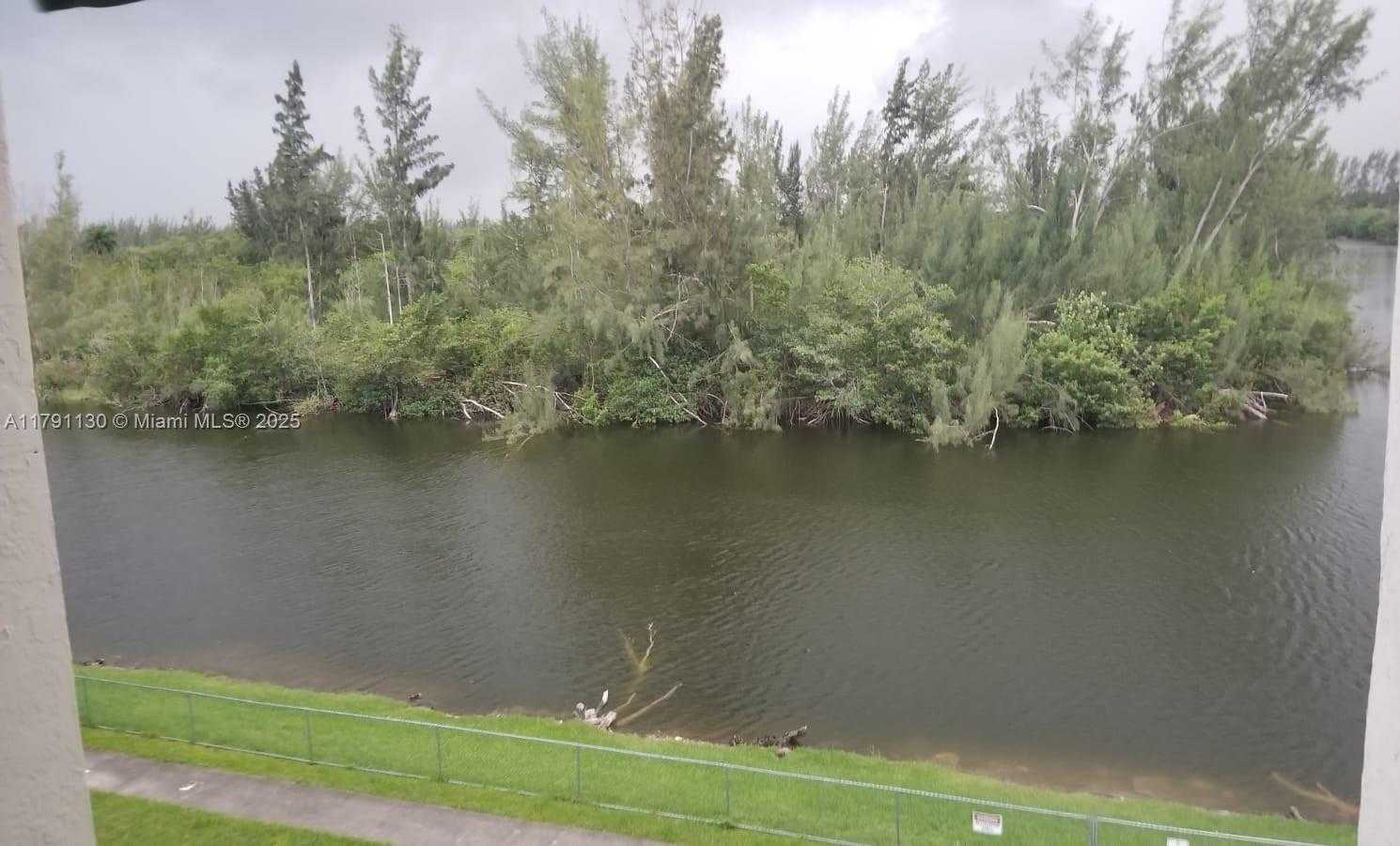 Small Image of 8240 SOUTH WEST 210TH ST #313, Cutler Bay Number 17