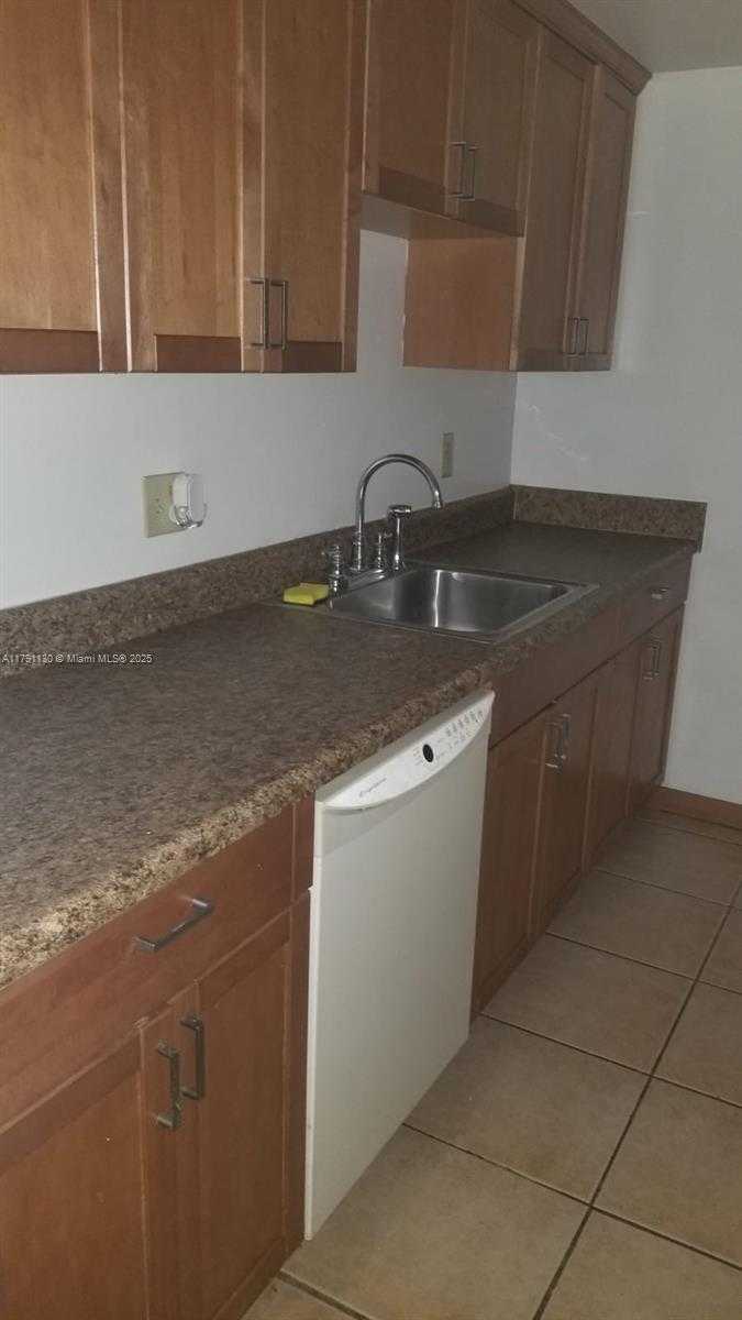 Small Image of 8240 SOUTH WEST 210TH ST #313, Cutler Bay Number 3