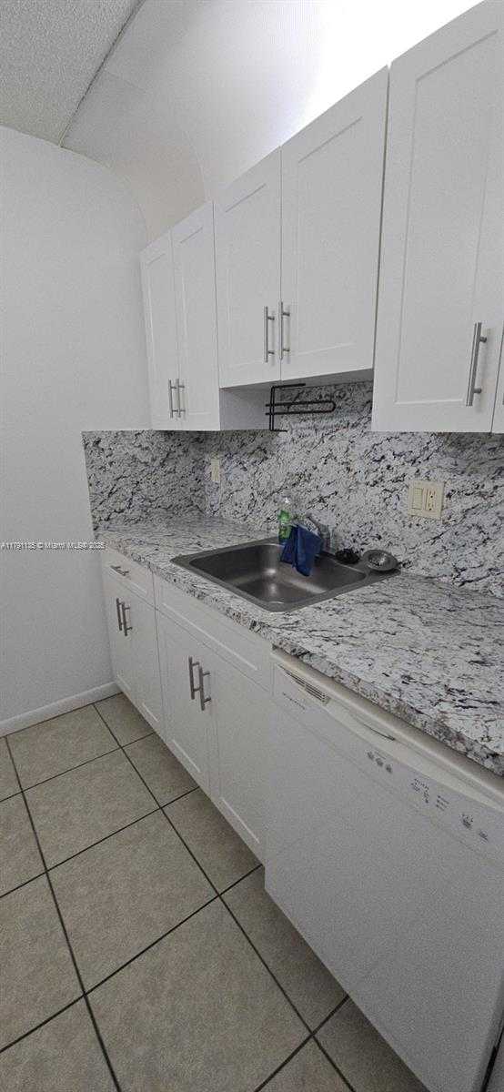 Small Image of 8240 SOUTH WEST 210TH ST #214, Cutler Bay Number 12