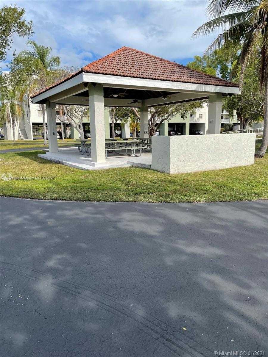 Small Image of 8240 SOUTH WEST 210TH ST #214, Cutler Bay Number 25