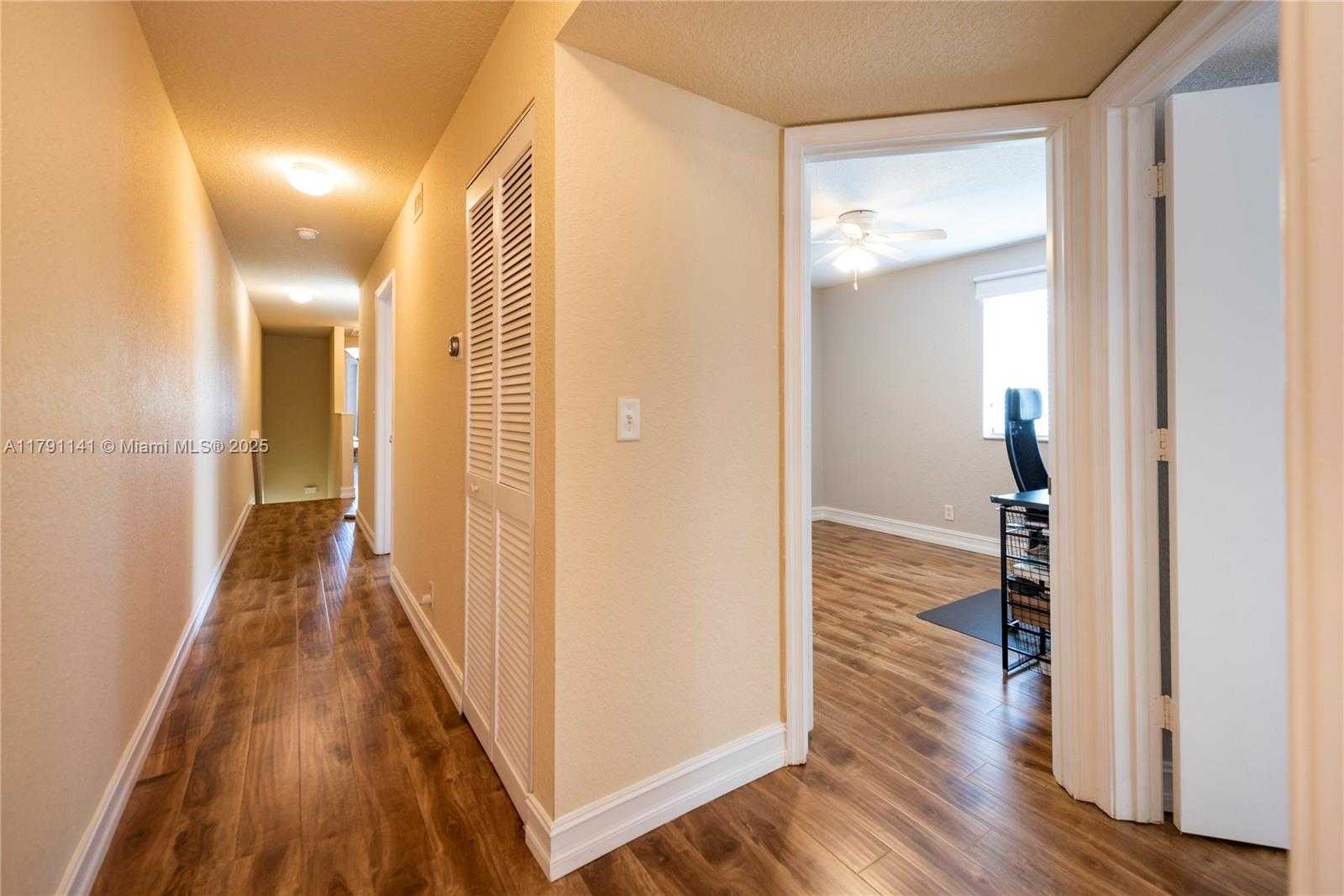 Small Image of 2475 CORDOBA BND, Weston Number 26