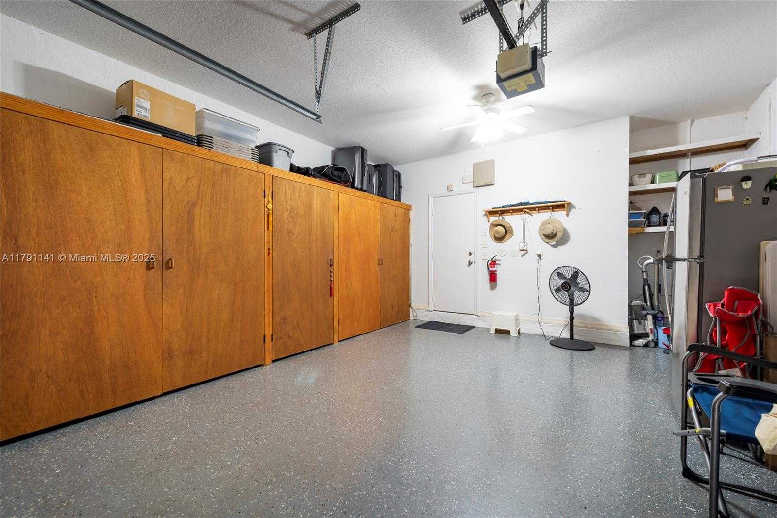 Small Image of 2475 CORDOBA BND, Weston Number 27
