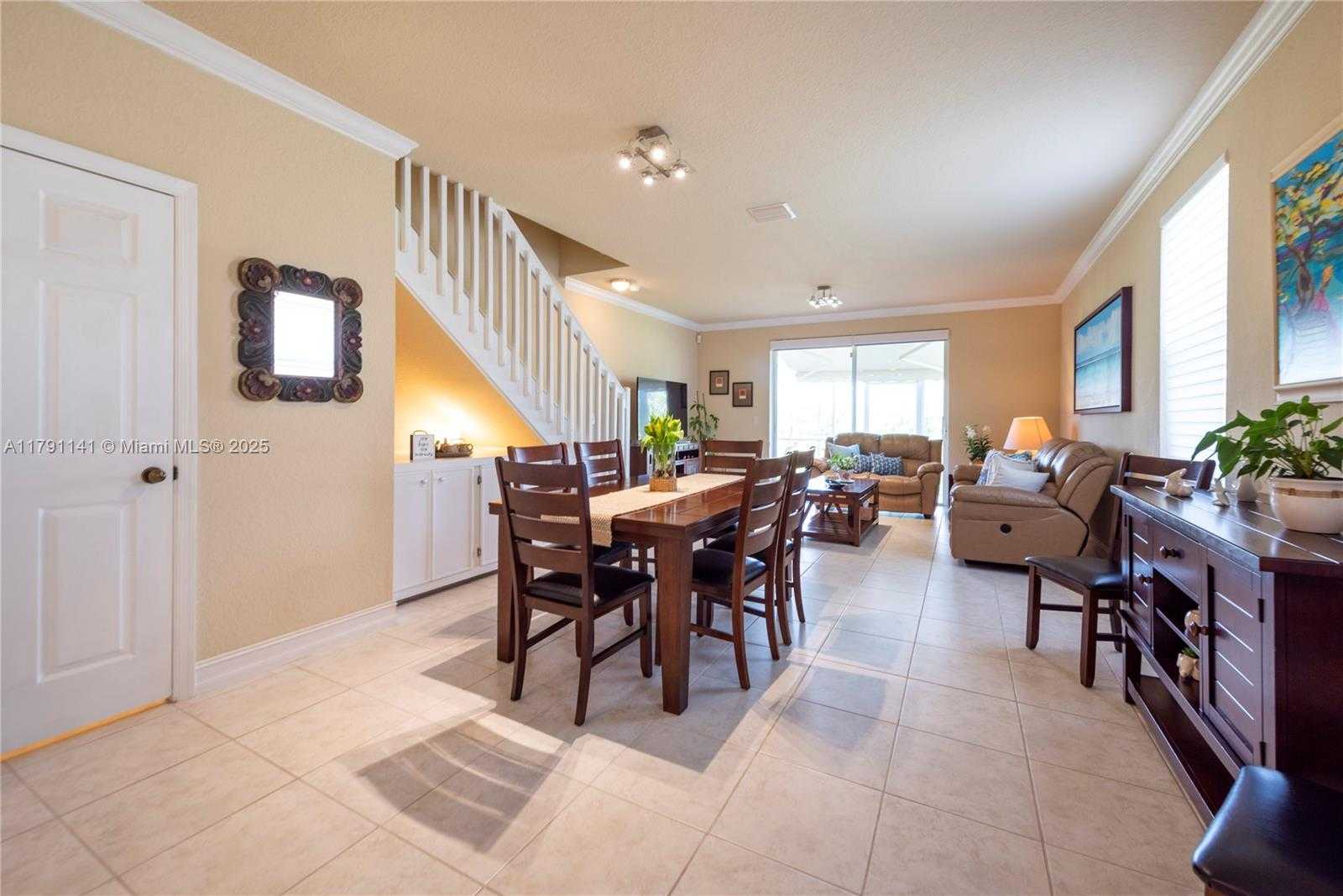 Small Image of 2475 CORDOBA BND, Weston Number 4