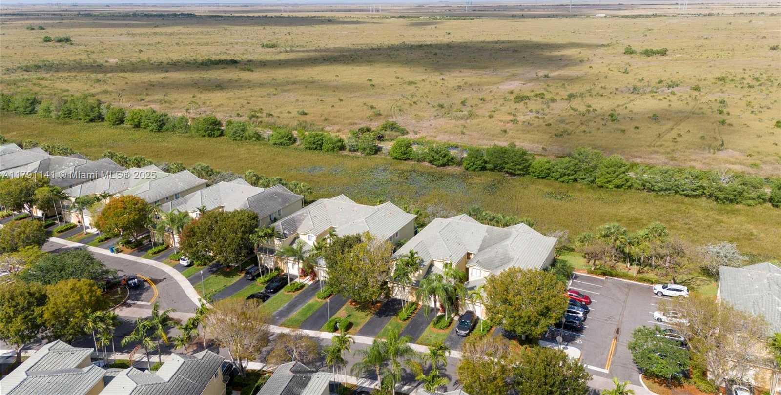 Small Image of 2475 CORDOBA BND, Weston Number 42