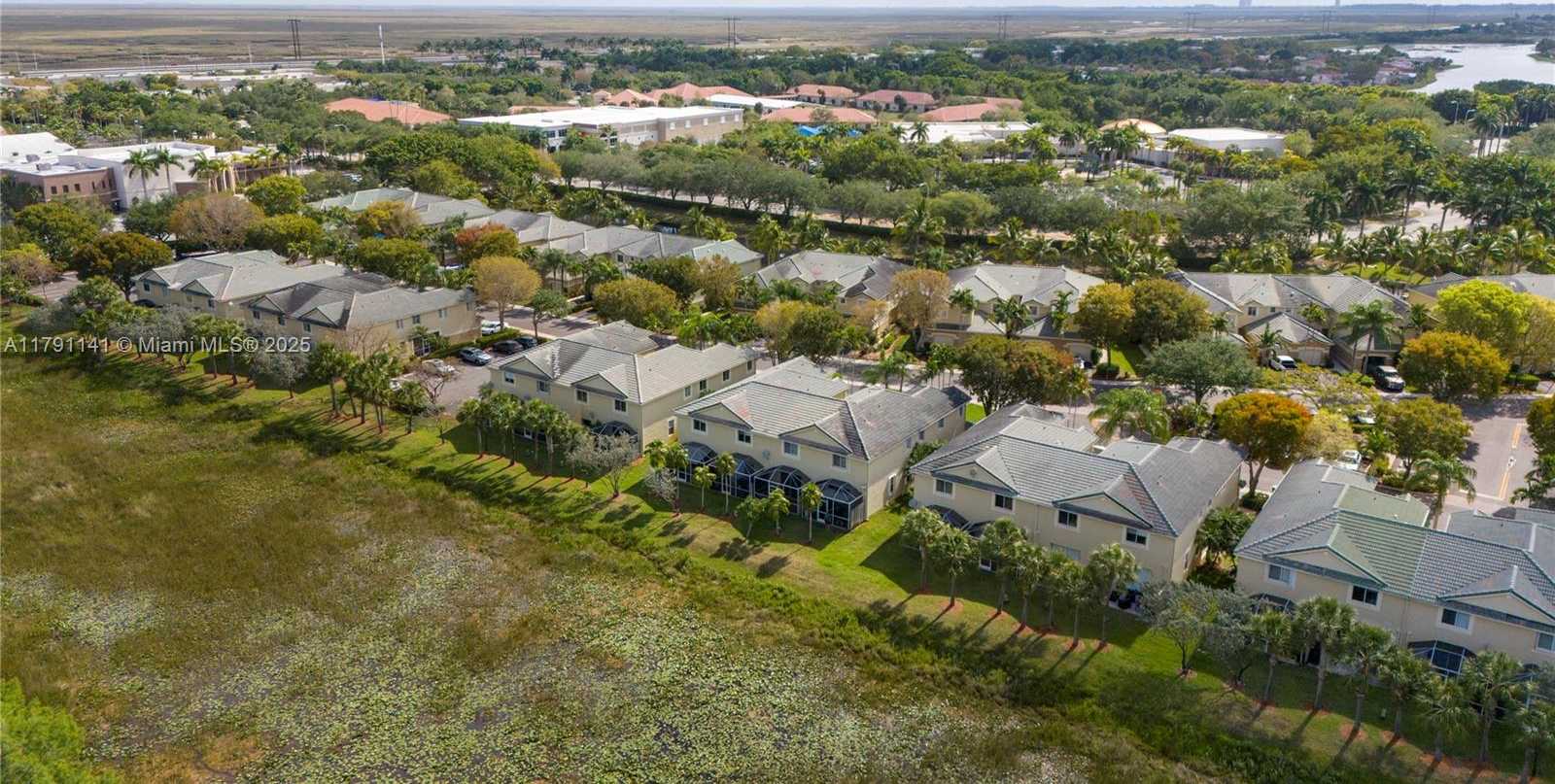 Small Image of 2475 CORDOBA BND, Weston Number 48