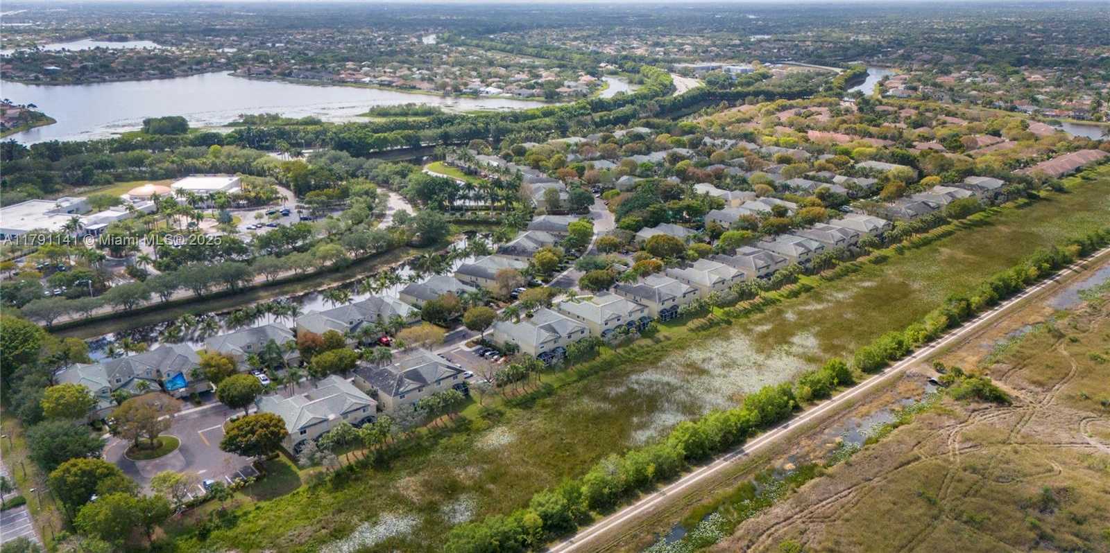 Small Image of 2475 CORDOBA BND, Weston Number 60