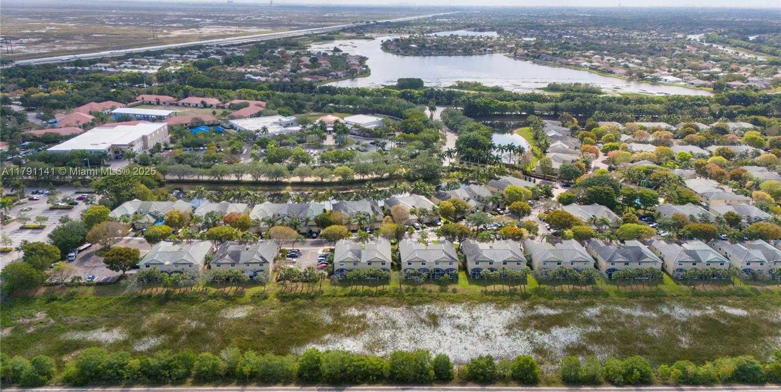 Small Image of 2475 CORDOBA BND, Weston Number 62