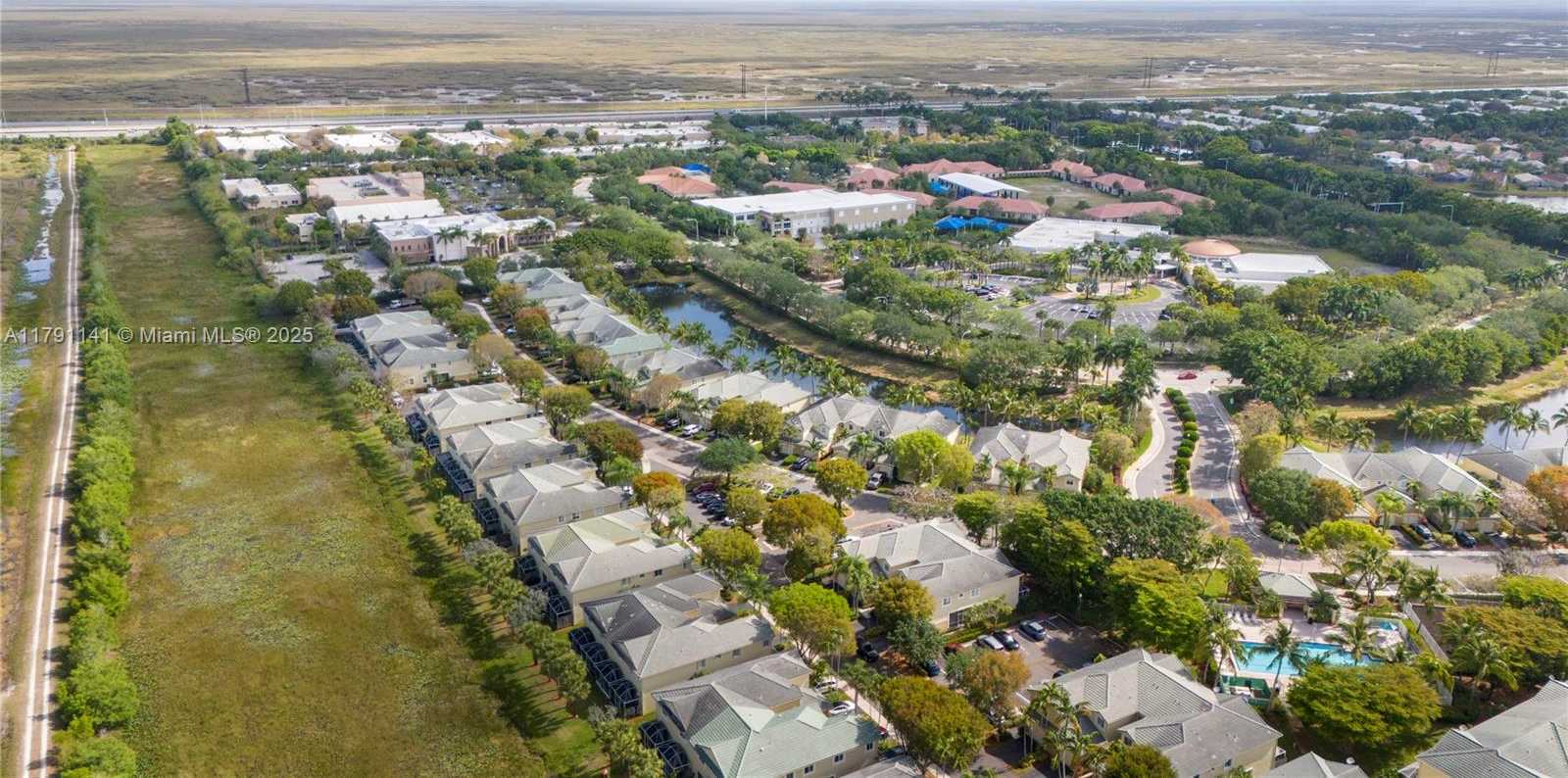 Small Image of 2475 CORDOBA BND, Weston Number 65