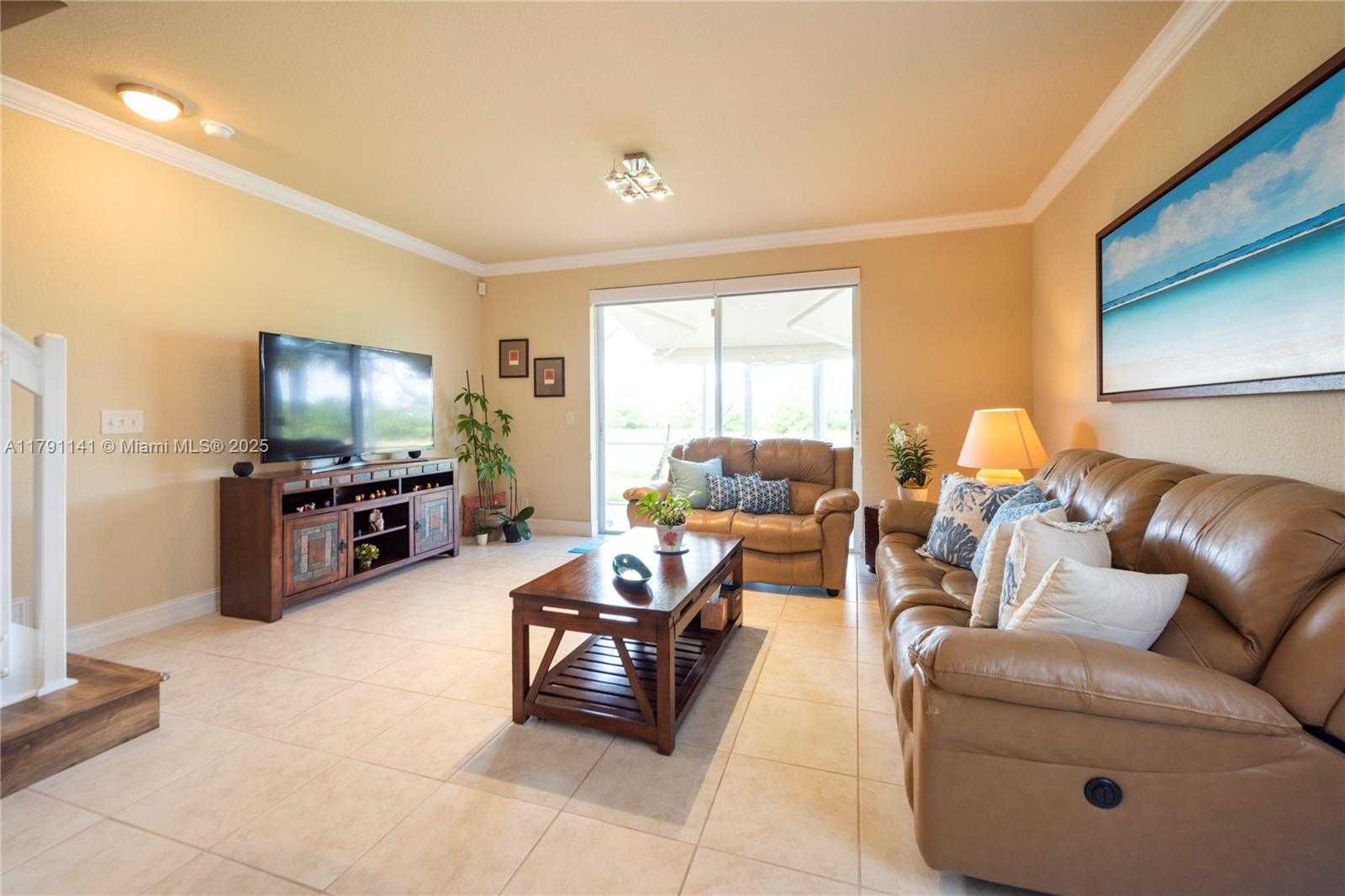 Small Image of 2475 CORDOBA BND, Weston Number 7