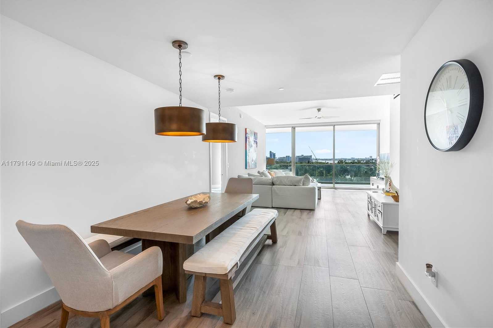 Small Image of 10201 COLLINS AVE #605, Bal Harbour Number 10