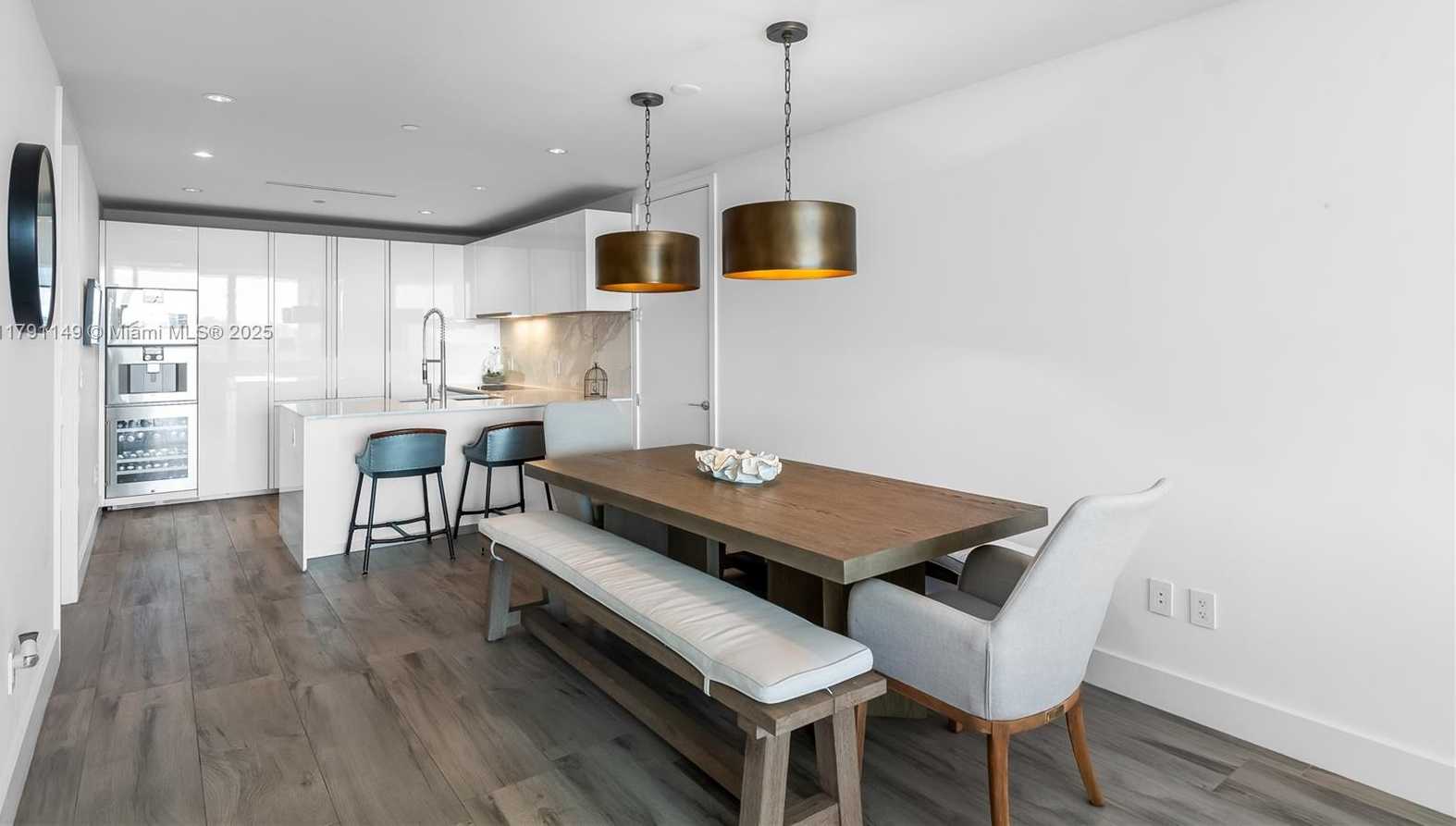 Small Image of 10201 COLLINS AVE #605, Bal Harbour Number 11