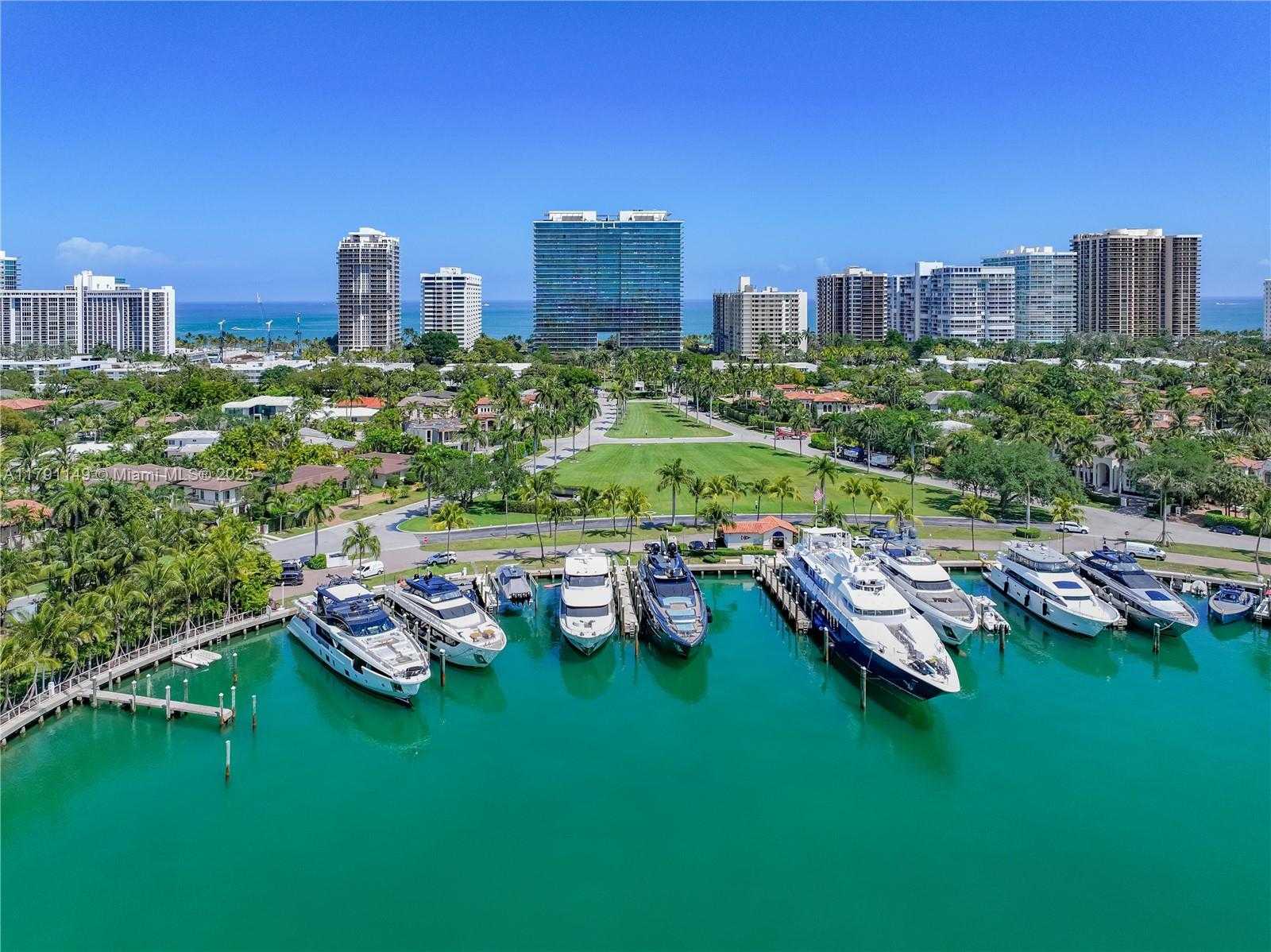 Small Image of 10201 COLLINS AVE #605, Bal Harbour Number 19