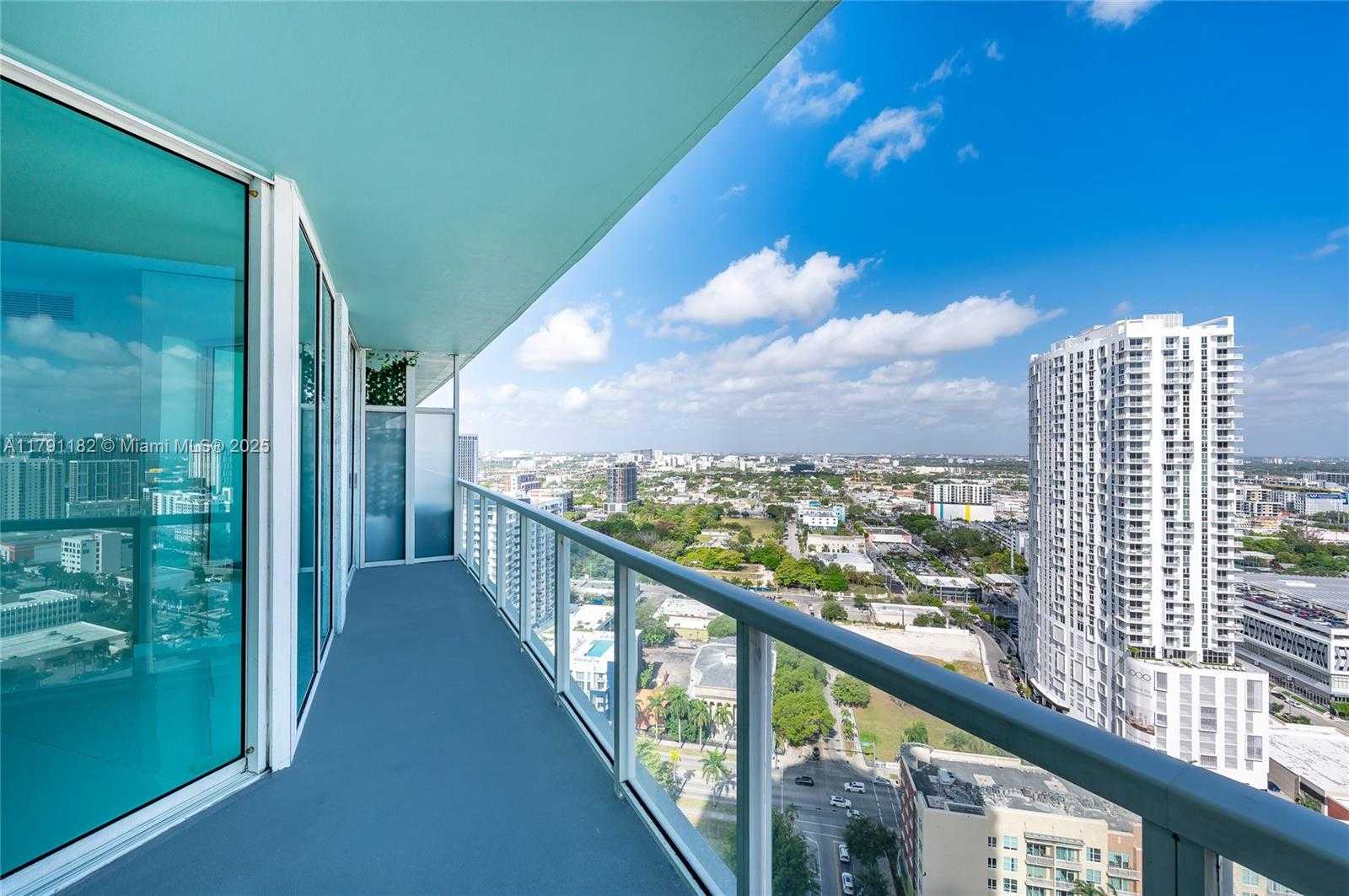 Small Image of 1900 NORTH BAYSHORE DR #2816, Miami Number 21