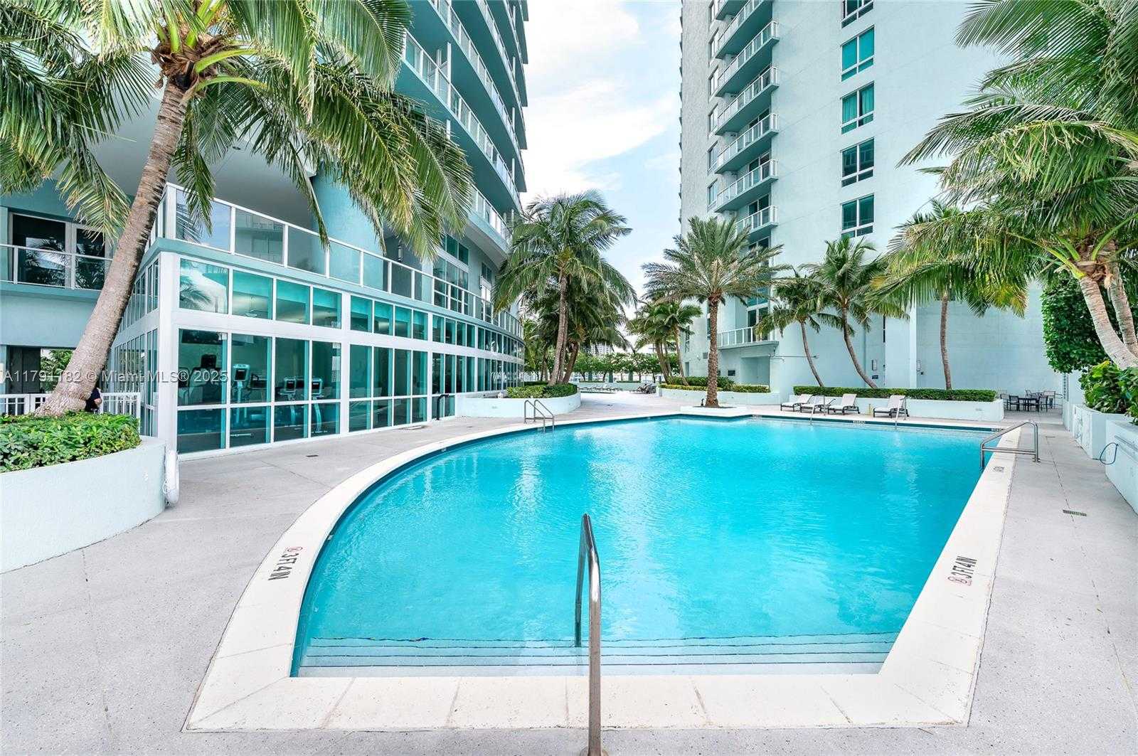 Small Image of 1900 NORTH BAYSHORE DR #2816, Miami Number 42