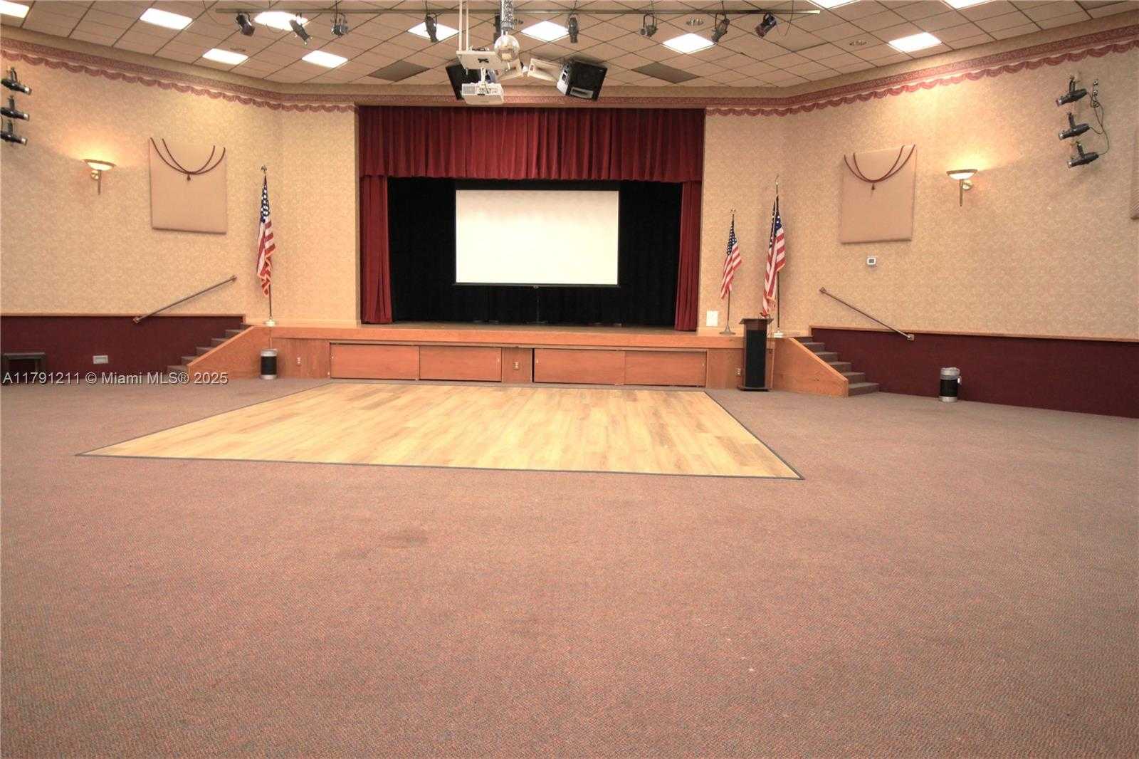 Small Image of 1100 COLONY POINT CIR #208, Pembroke Pines Number 29