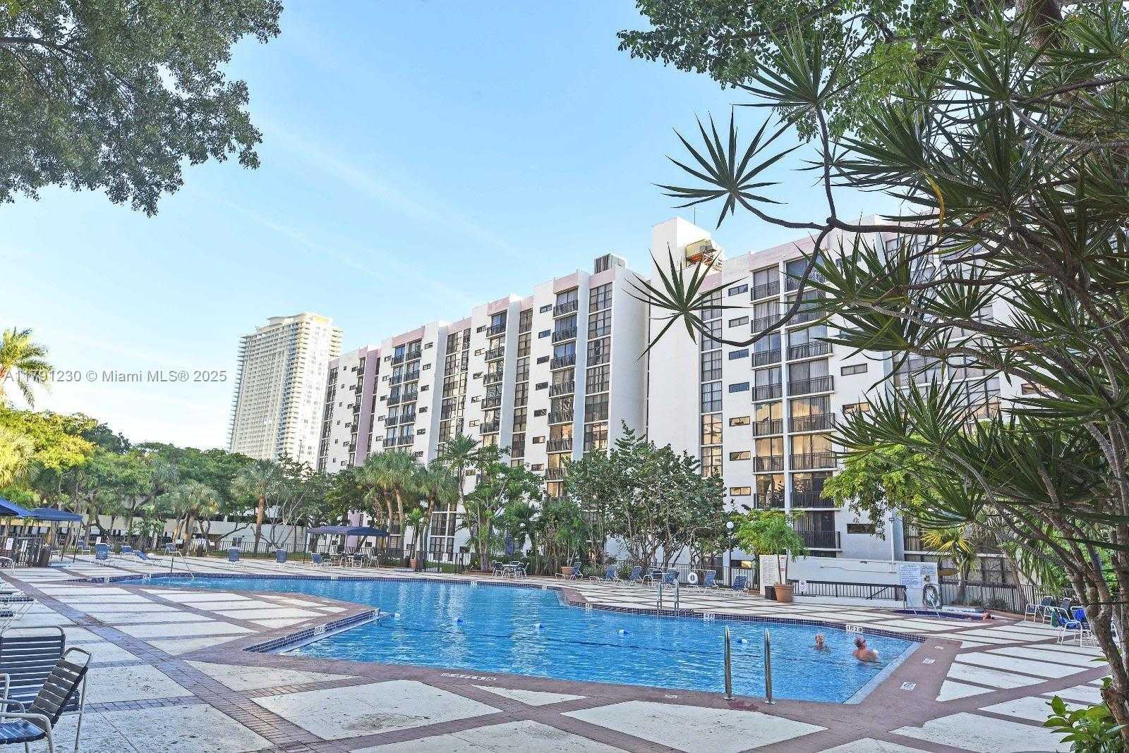 Small Image of 17021 NORTH BAY RD #207, Sunny Isles Beach Number 19