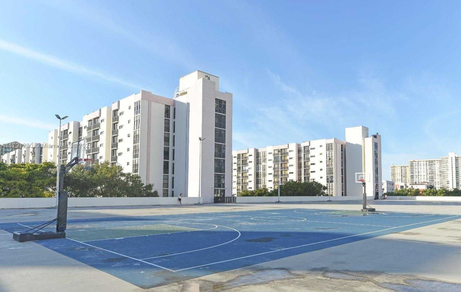 Small Image of 17021 NORTH BAY RD #207, Sunny Isles Beach Number 27
