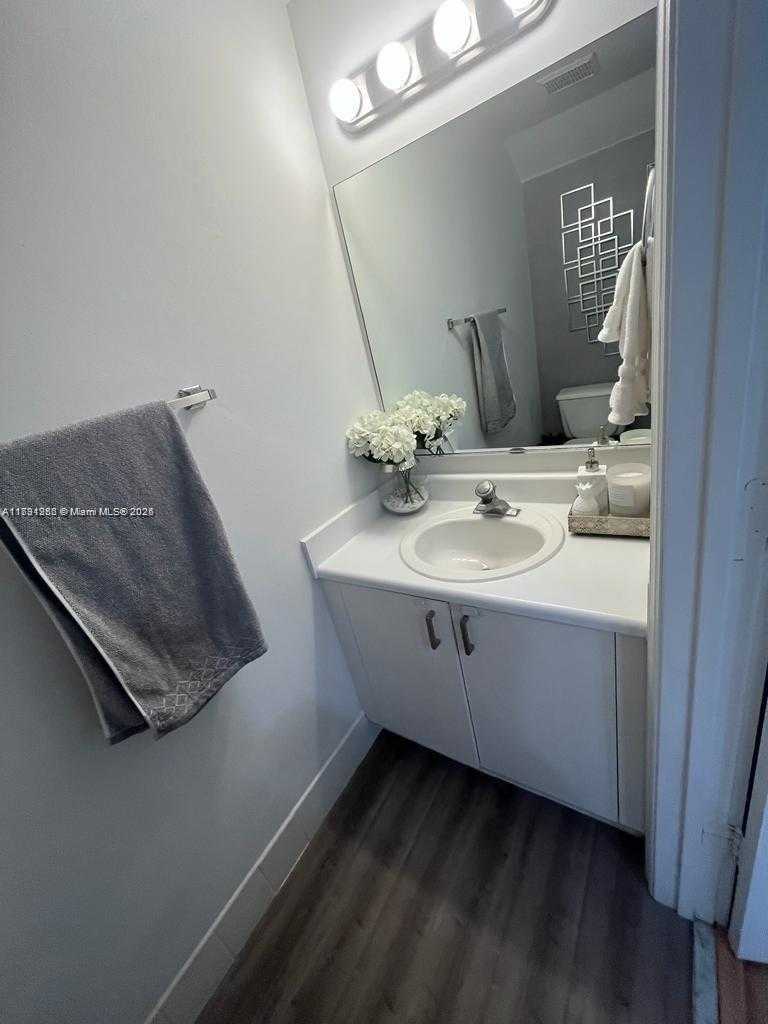 Small Image of 1380 CORONADO RD, Weston Number 21