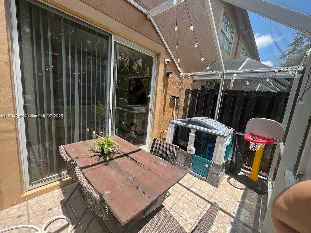 Small Image of 1380 CORONADO RD, Weston Number 30