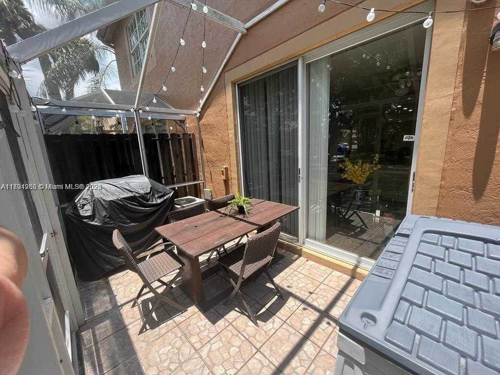 Small Image of 1380 CORONADO RD, Weston Number 31
