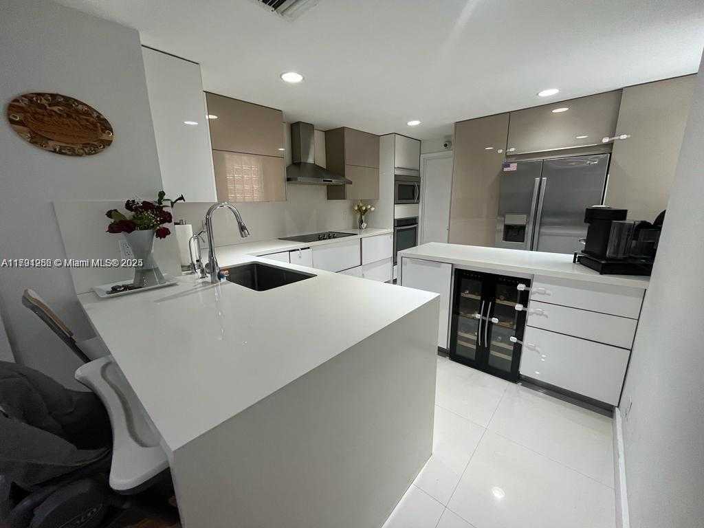 Small Image of 1380 CORONADO RD, Weston Number 8