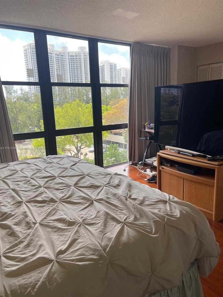Small Image of 18181 NORTH EAST 31ST CT #506, Aventura Number 13