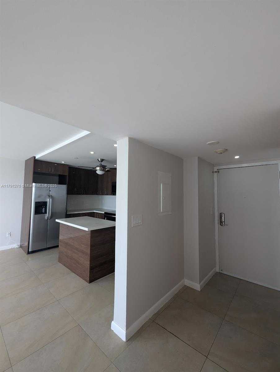 Small Image of 600 NORTH EAST 36TH ST #1804, Miami Number 12