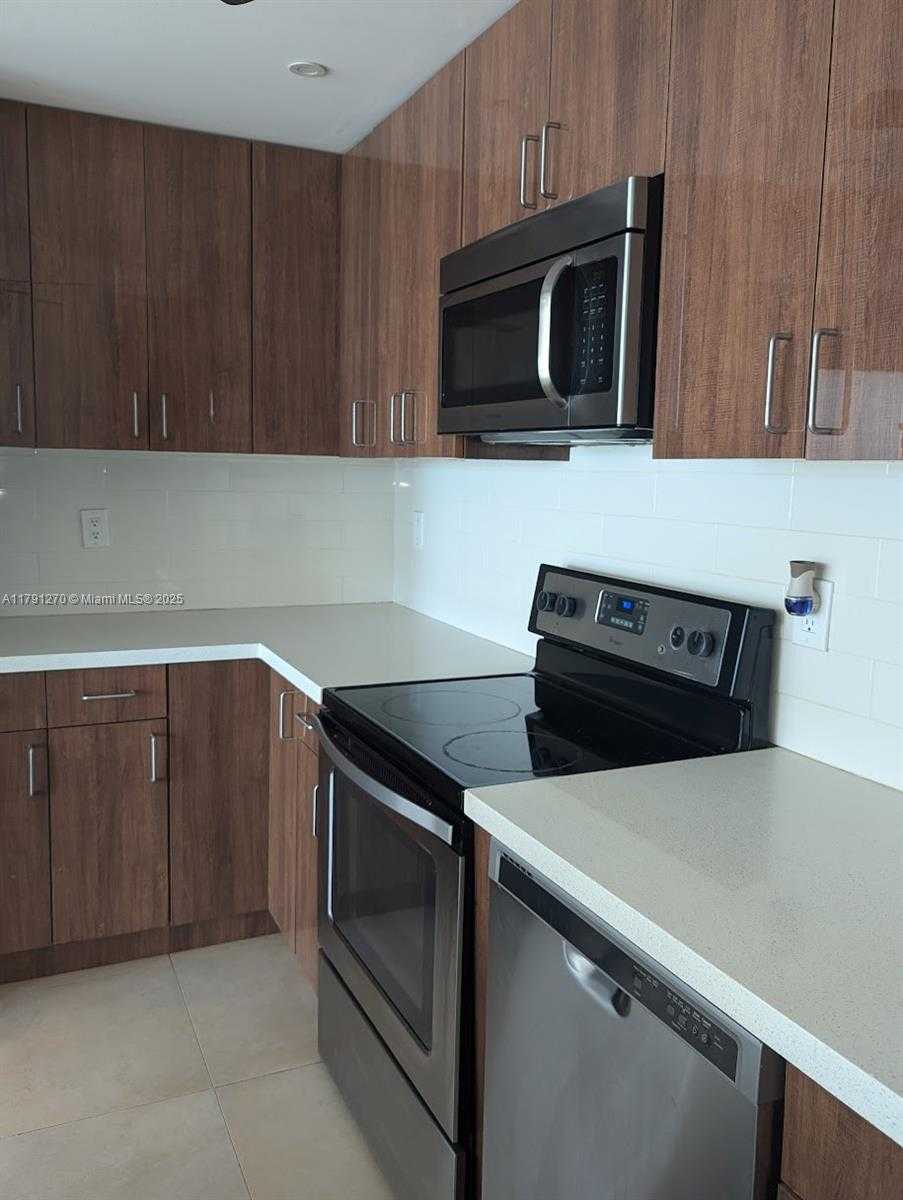 Small Image of 600 NORTH EAST 36TH ST #1804, Miami Number 13