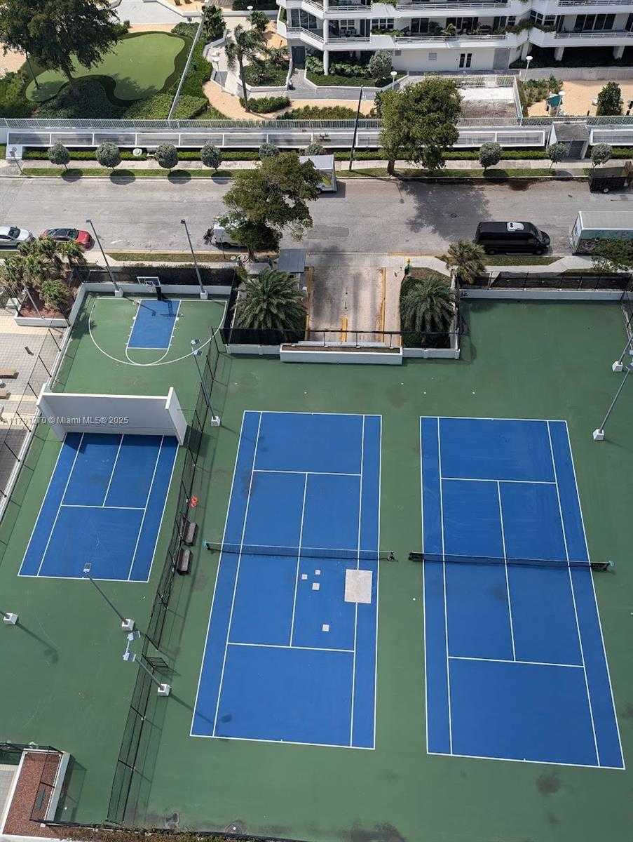 Small Image of 600 NORTH EAST 36TH ST #1804, Miami Number 30