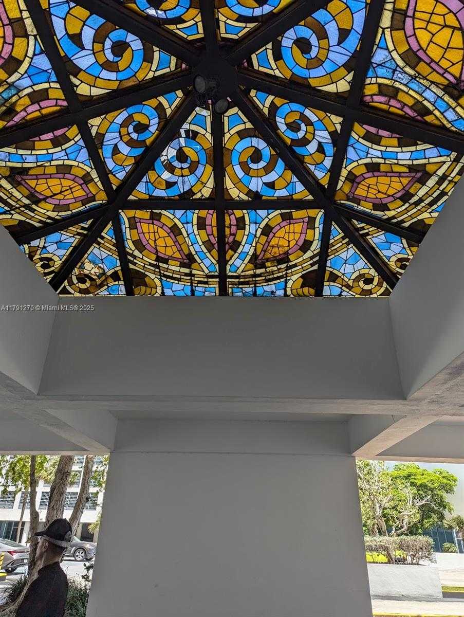 Small Image of 600 NORTH EAST 36TH ST #1804, Miami Number 45