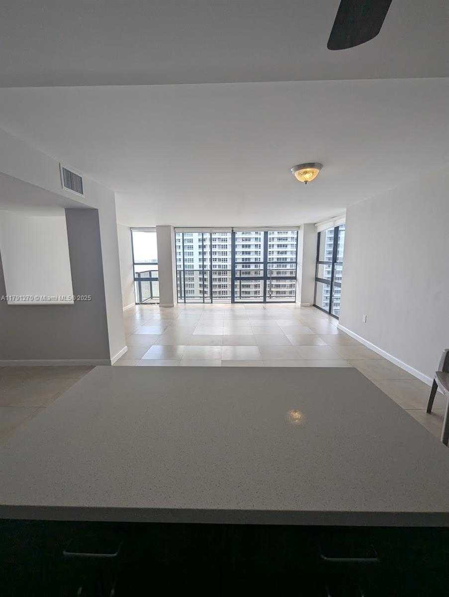 Small Image of 600 NORTH EAST 36TH ST #1804, Miami Number 8