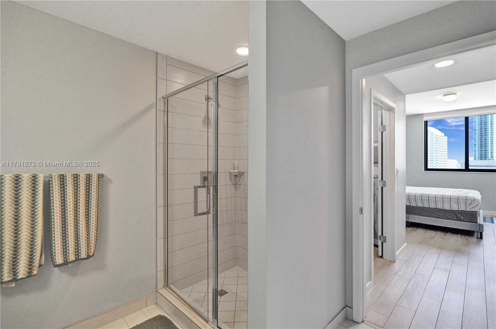 Small Image of 999 SOUTH WEST 1ST AVE #1710, Miami Number 17