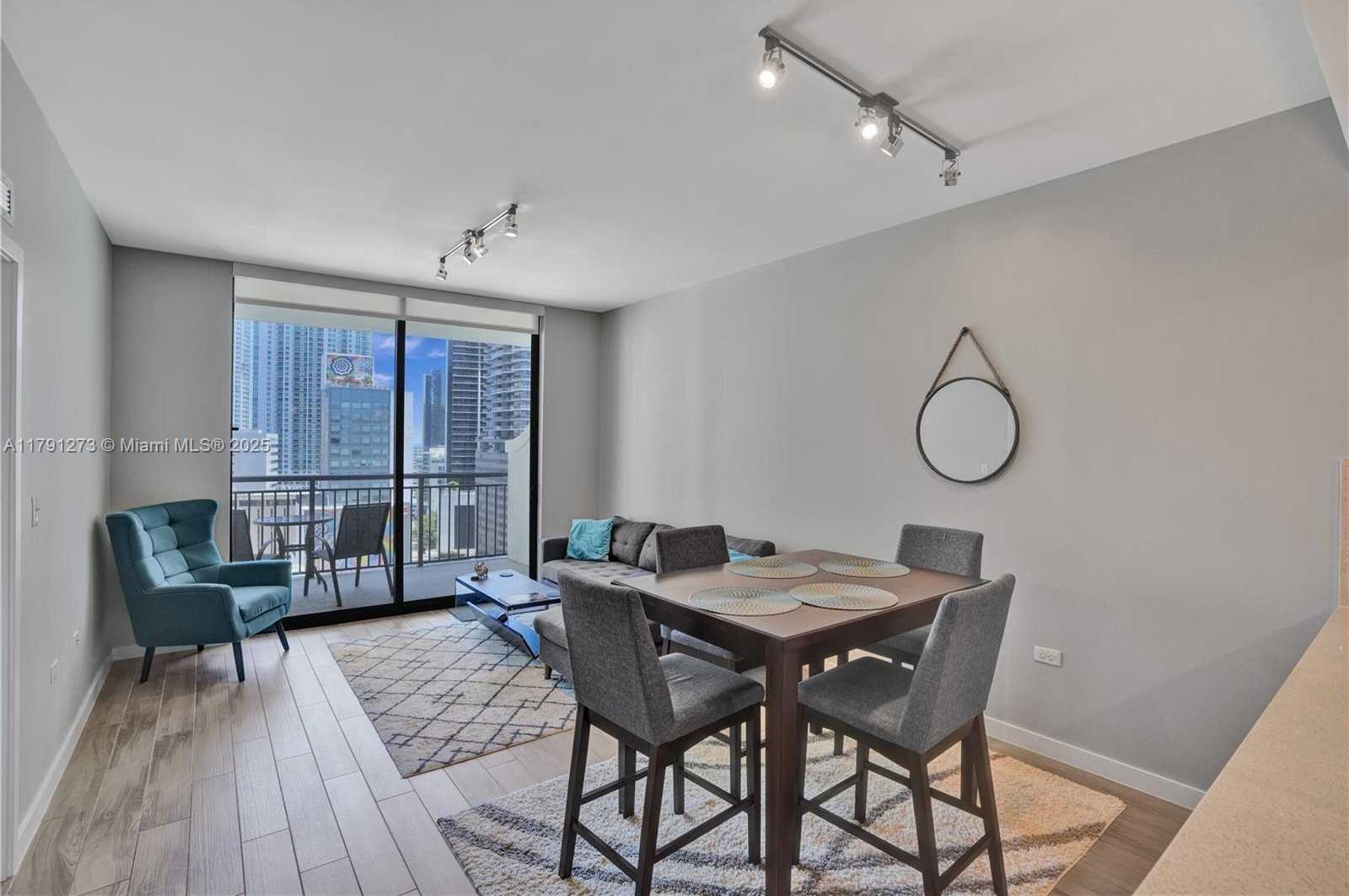 Small Image of 999 SOUTH WEST 1ST AVE #1710, Miami Number 5