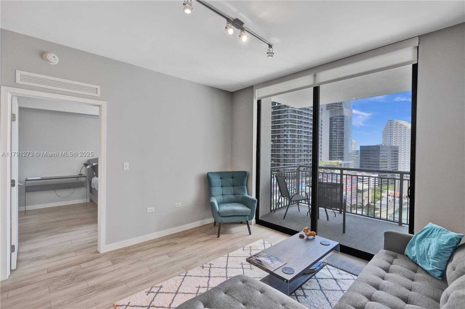 Small Image of 999 SOUTH WEST 1ST AVE #1710, Miami Number 7