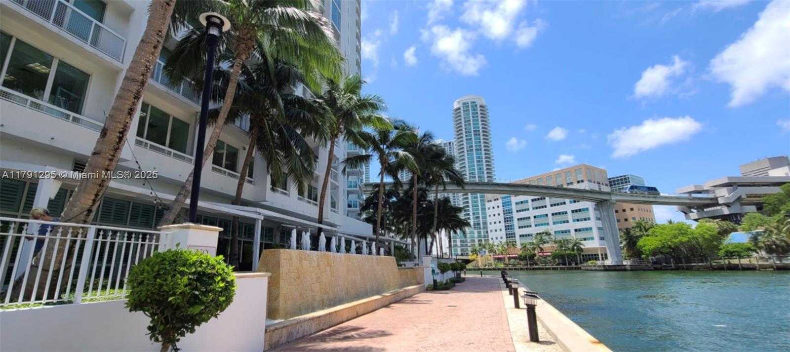 Small Image of 31 SOUTH EAST 5TH ST #1505, Miami Number 12
