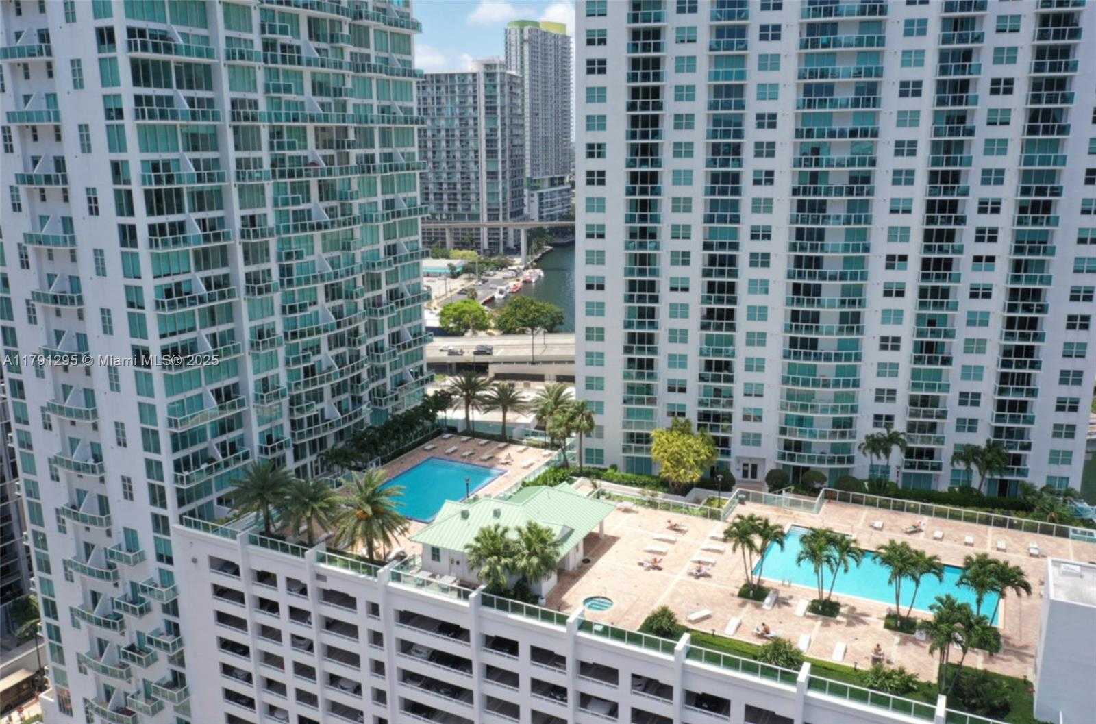 Small Image of 31 SOUTH EAST 5TH ST #1505, Miami Number 13