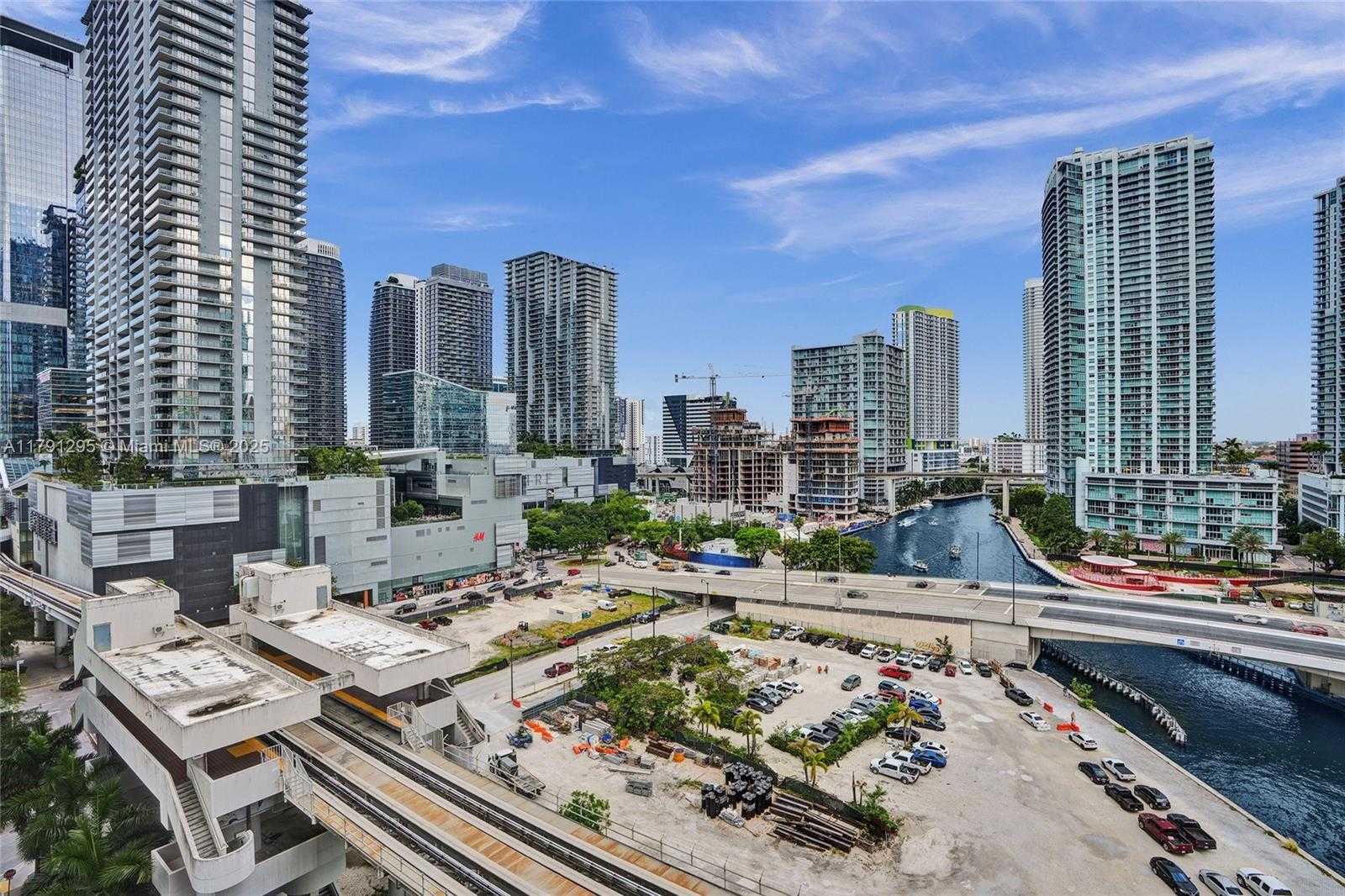 Small Image of 31 SOUTH EAST 5TH ST #1505, Miami Number 20