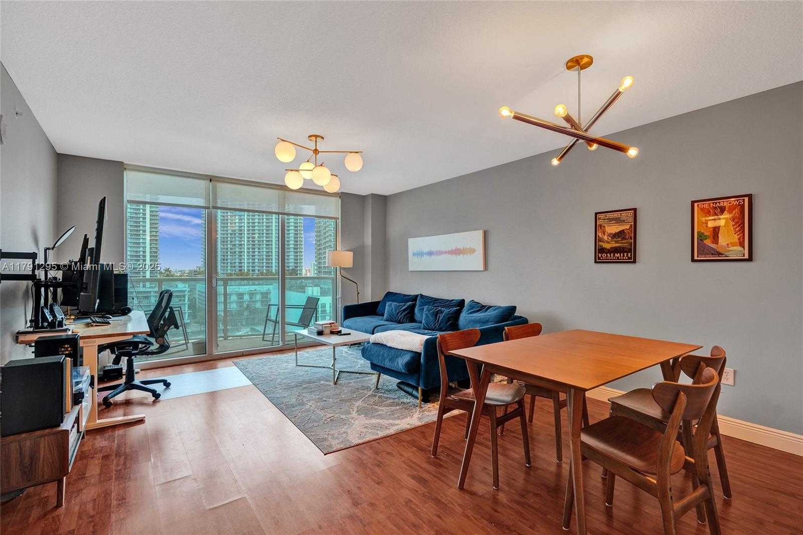 Small Image of 31 SOUTH EAST 5TH ST #1505, Miami Number 7