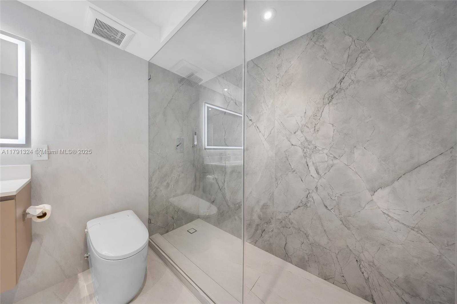 Small Image of 9801 COLLINS AVE #17R, Bal Harbour Number 27