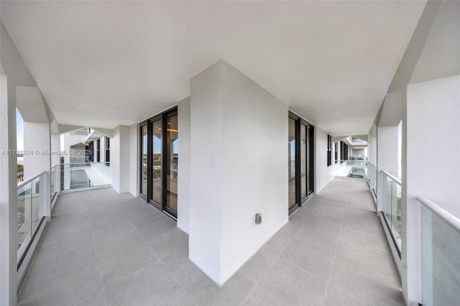 Small Image of 9801 COLLINS AVE #17R, Bal Harbour Number 36