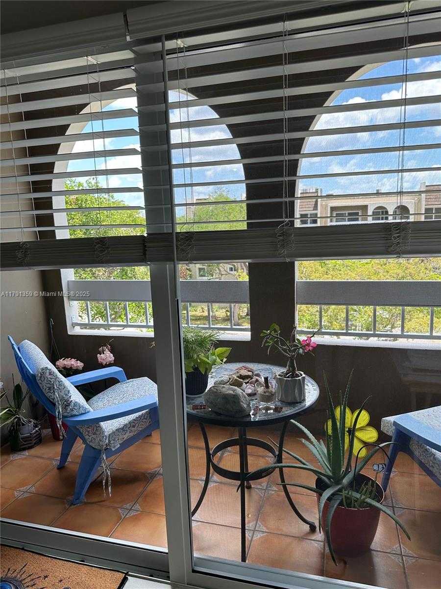 Small Image of 7740 CAMINO REAL #G-409, Miami Number 10