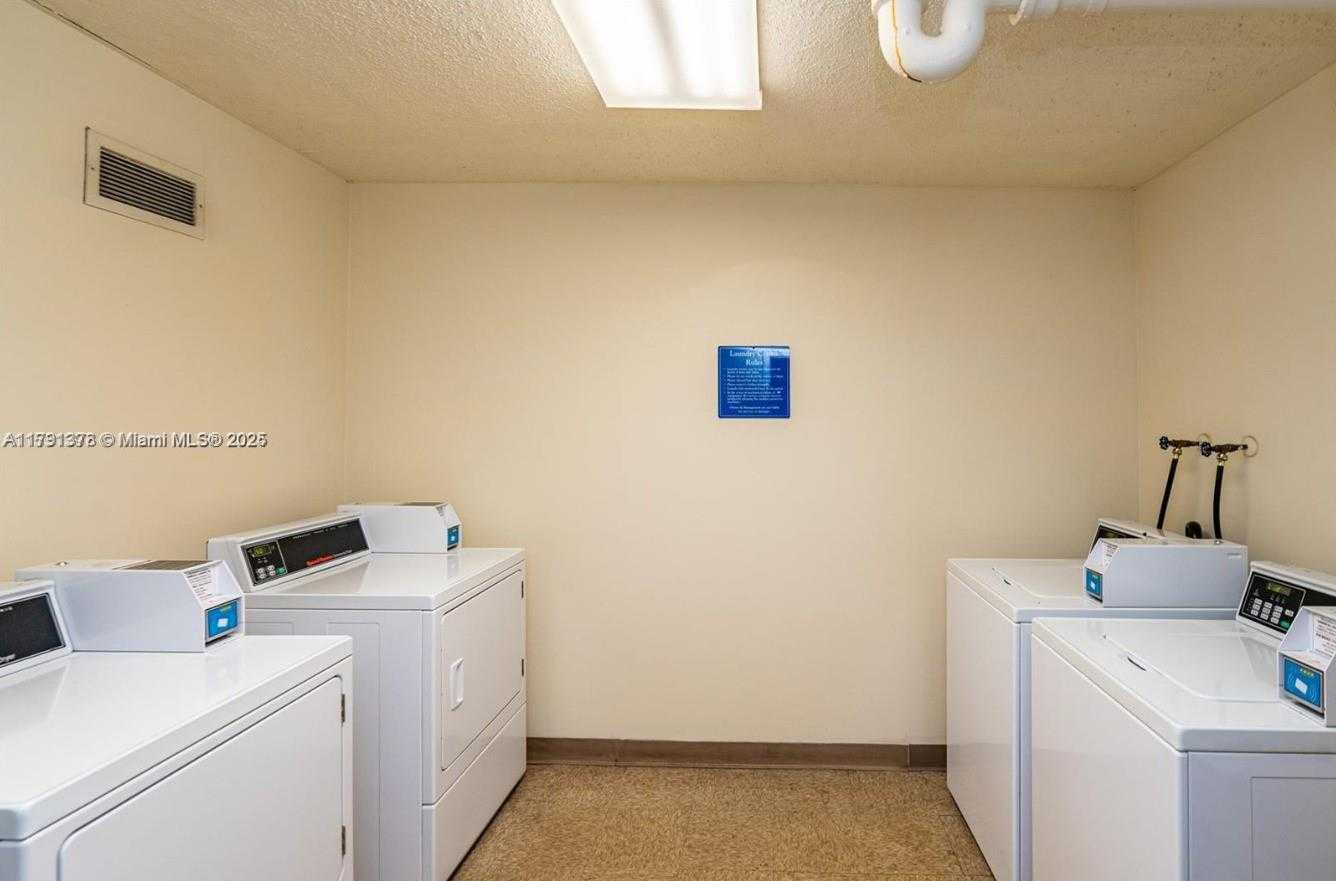 Small Image of 2780 NORTH EAST 183RD ST #2106, Aventura Number 19