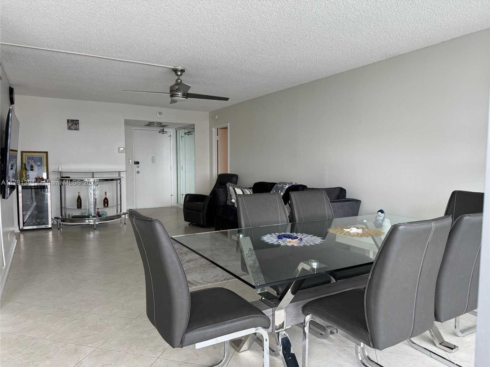 Small Image of 301 174TH ST #1105, Sunny Isles Beach Number 10