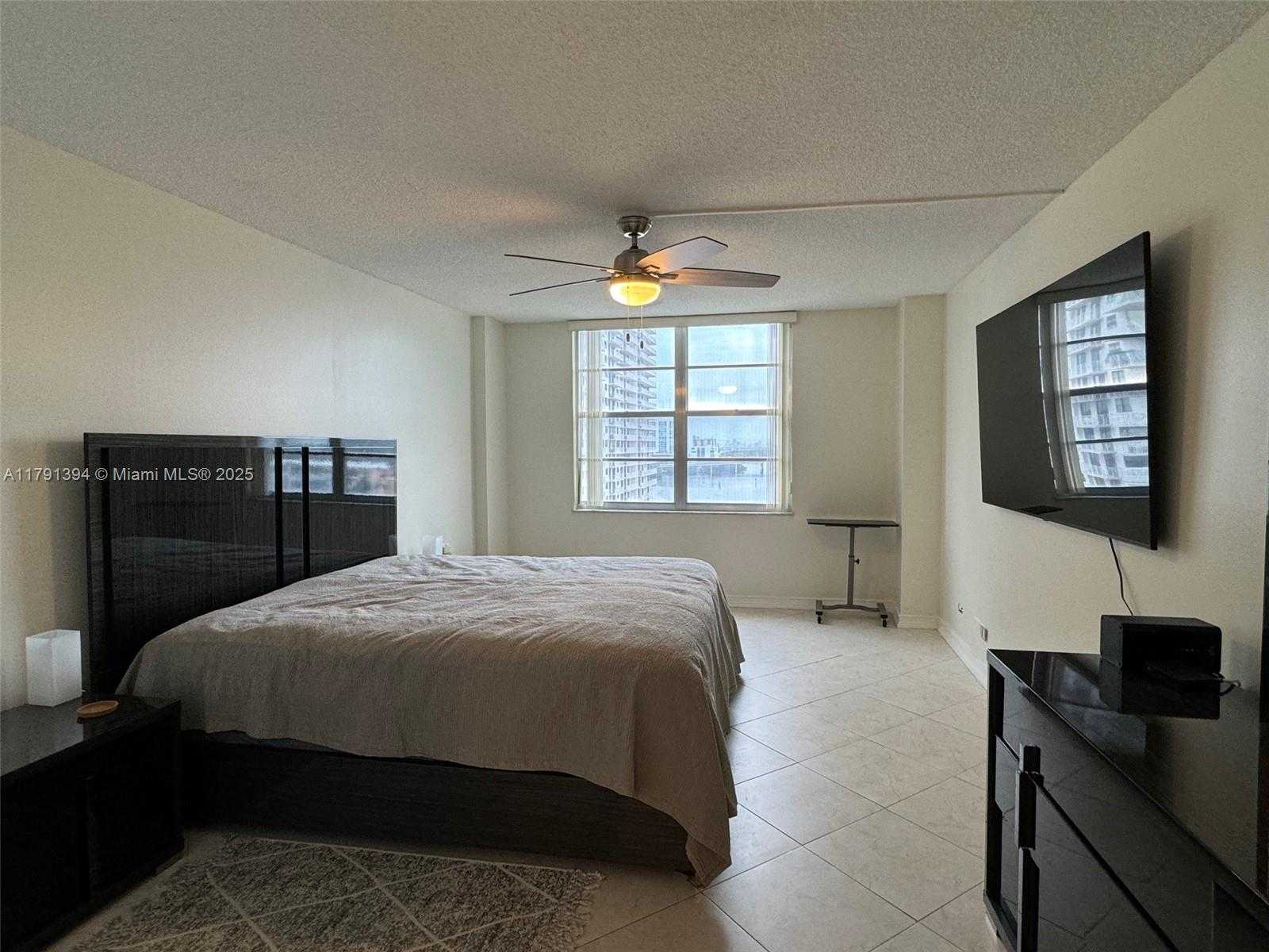 Small Image of 301 174TH ST #1105, Sunny Isles Beach Number 12
