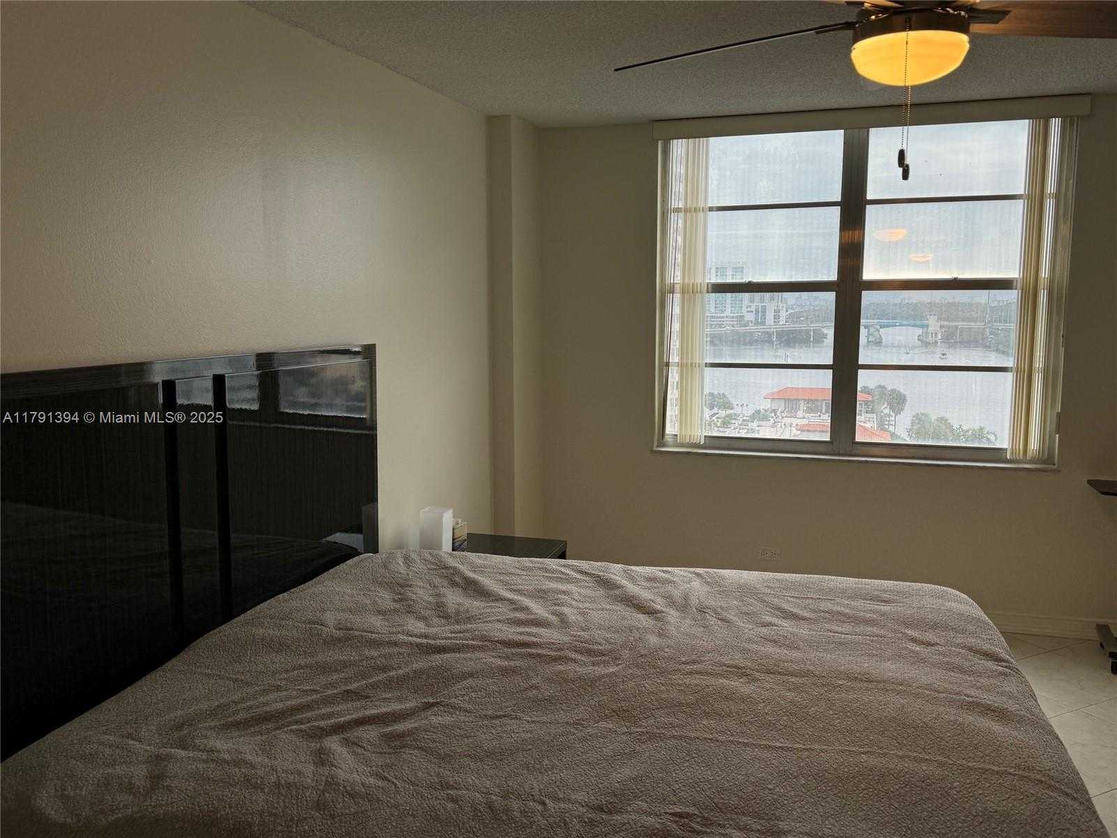 Small Image of 301 174TH ST #1105, Sunny Isles Beach Number 13