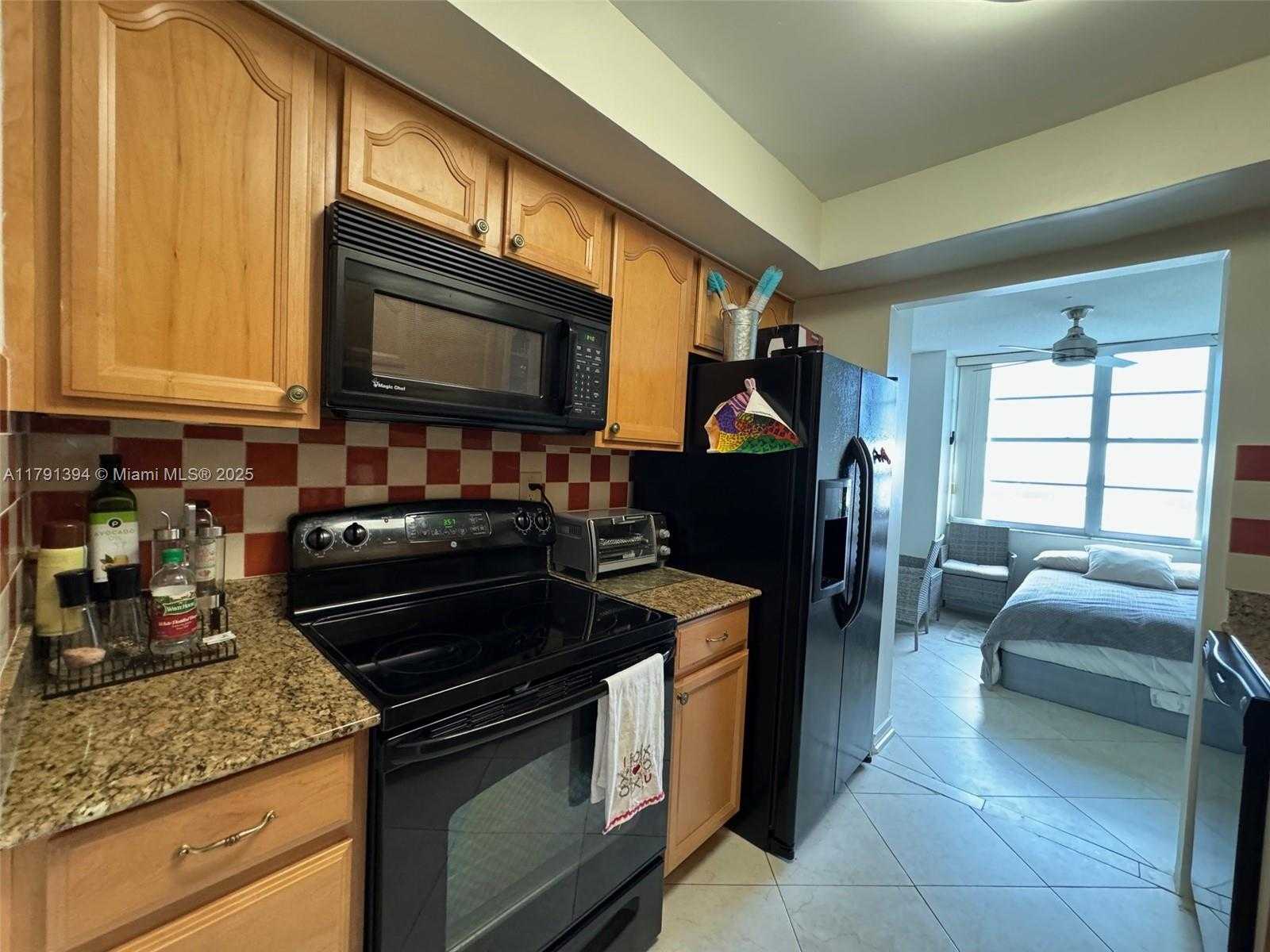 Small Image of 301 174TH ST #1105, Sunny Isles Beach Number 16