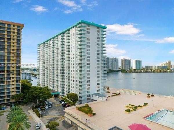 Small Image of 301 174TH ST #1105, Sunny Isles Beach Number 18