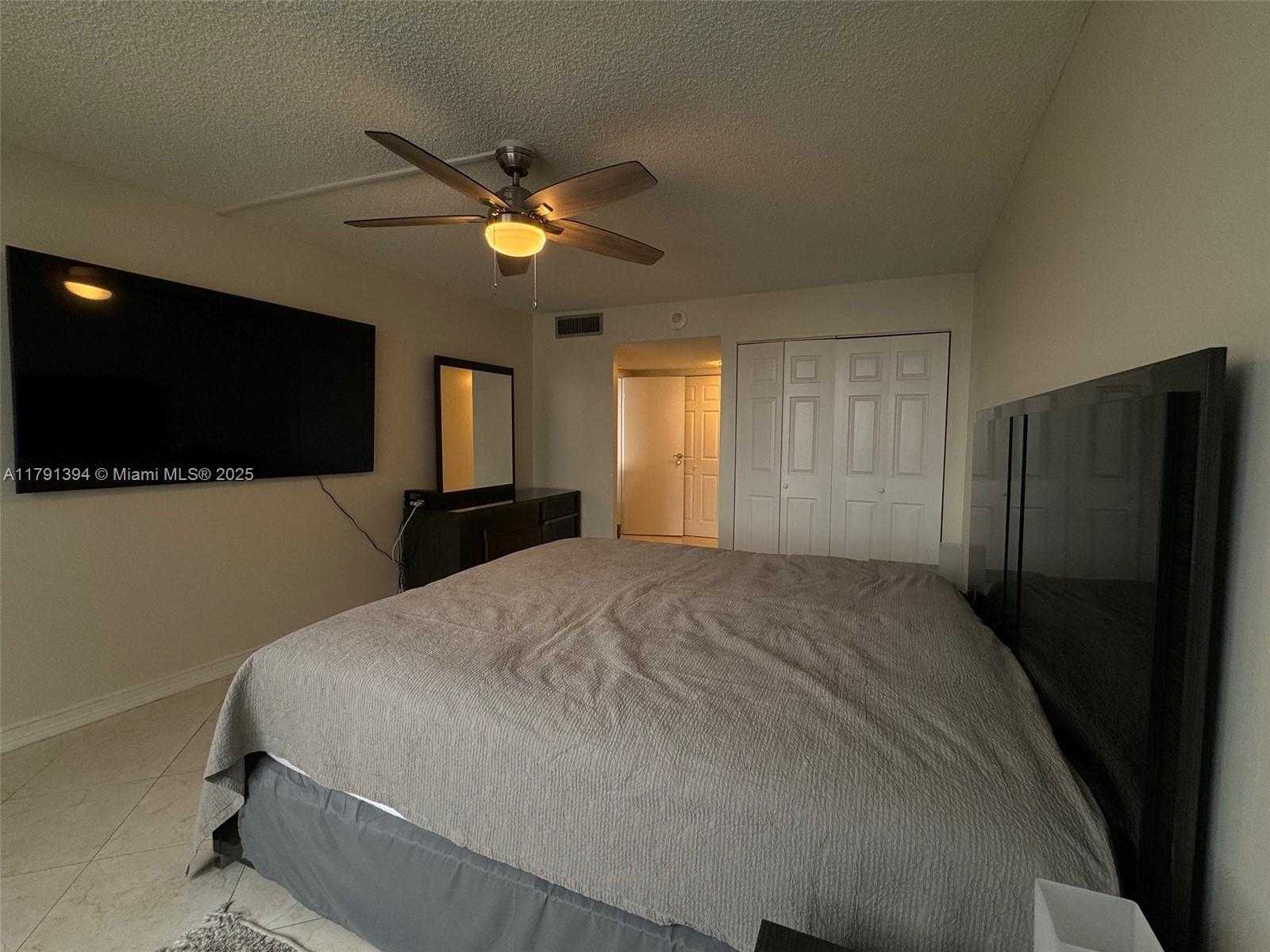 Small Image of 301 174TH ST #1105, Sunny Isles Beach Number 22