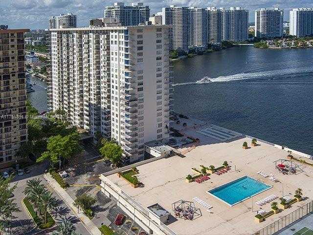 Small Image of 301 174TH ST #1105, Sunny Isles Beach Number 4