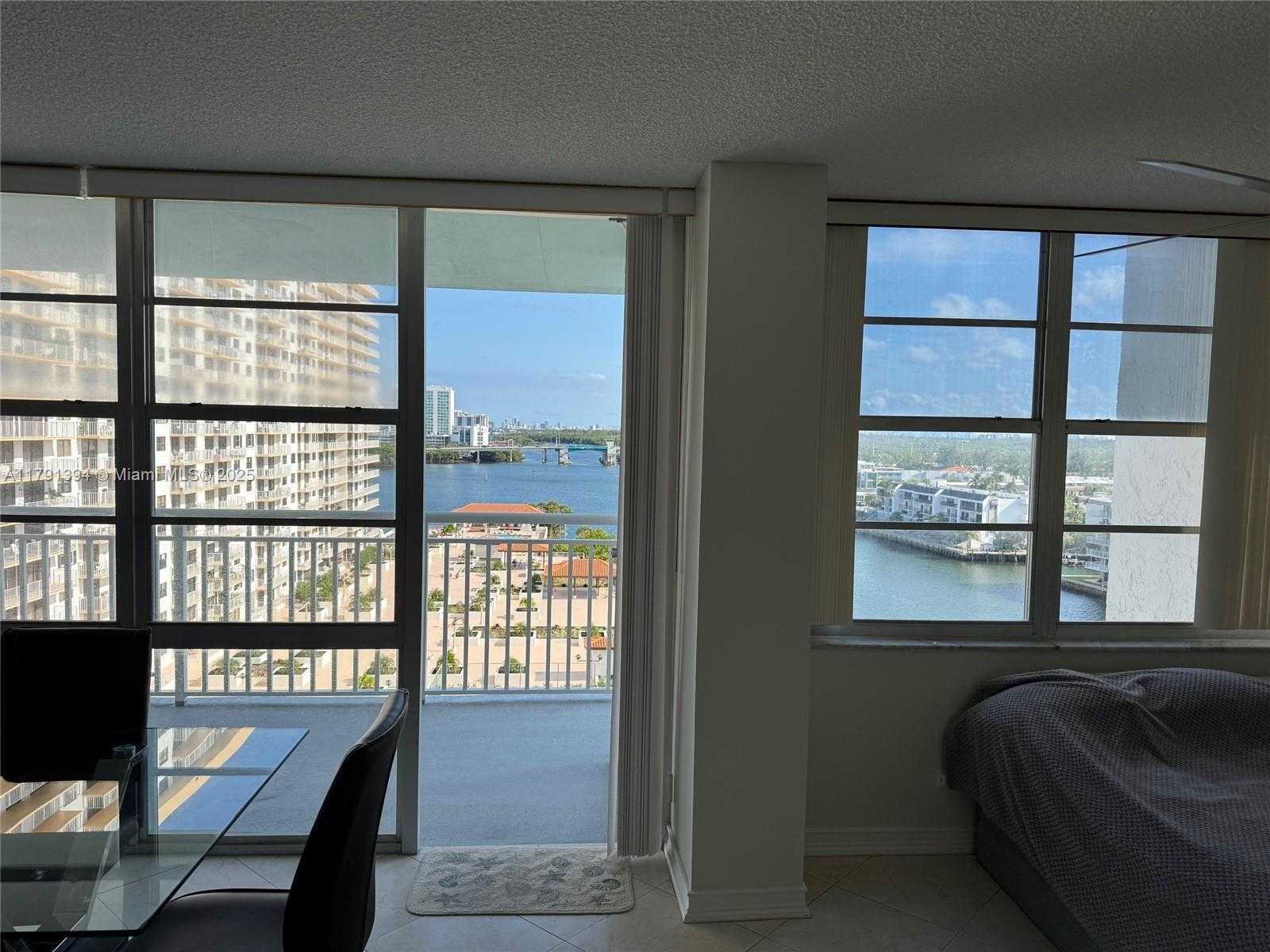 Small Image of 301 174TH ST #1105, Sunny Isles Beach Number 5